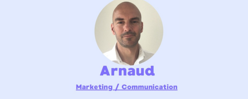 Photo portrait de Arnaud, responsable marketing communication en temps partagé au GEYVO
